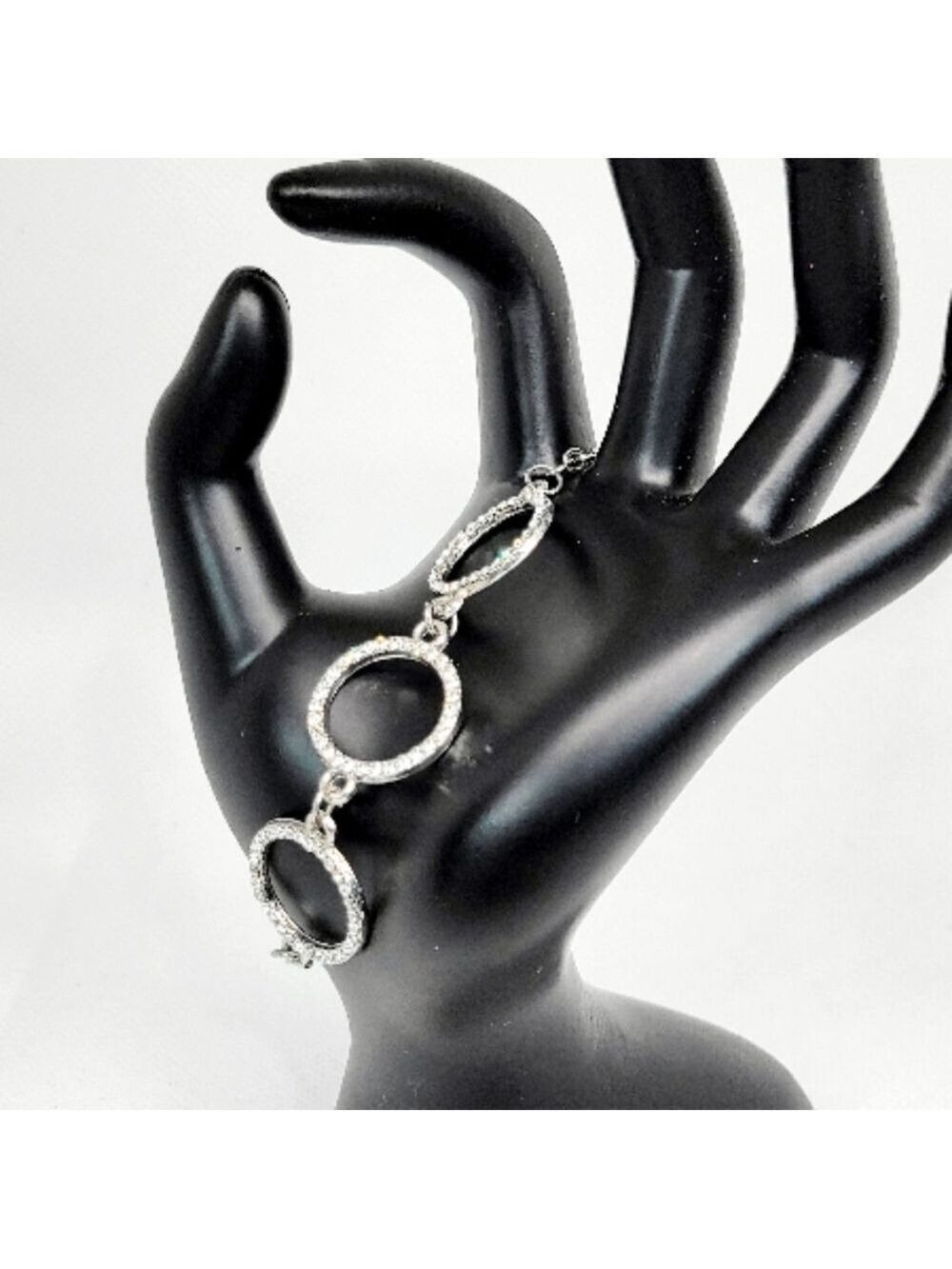 Silver Tone Circle Link Bracelet